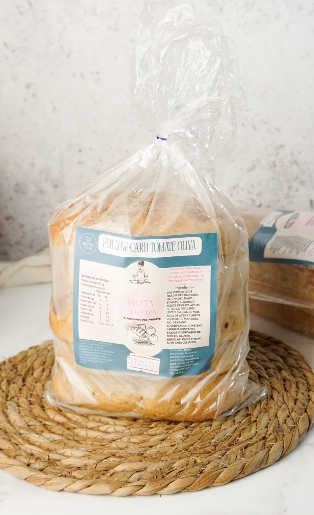 Pan tomate y albahaca keto