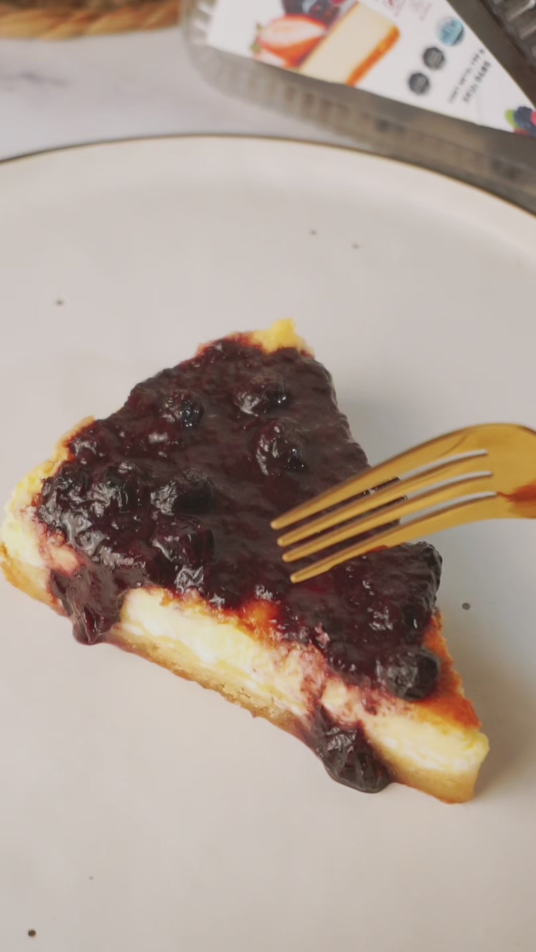 Cheesecake keto de frutos rojos sin azúcar